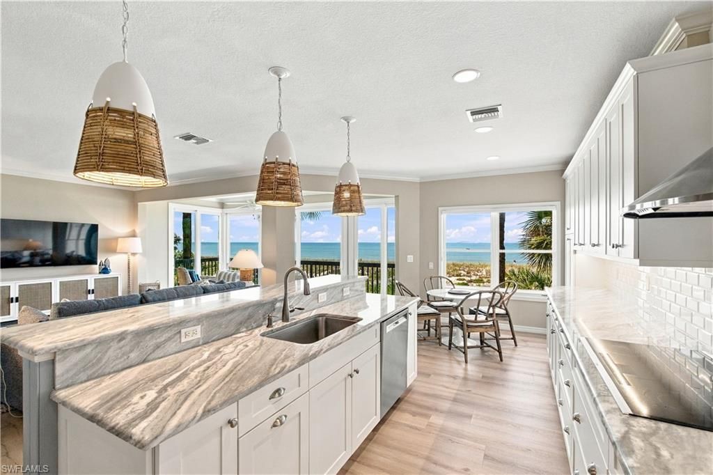 137 Barefoot Cir , Unit 4-8, Bonita Springs, FL 34134 Photo