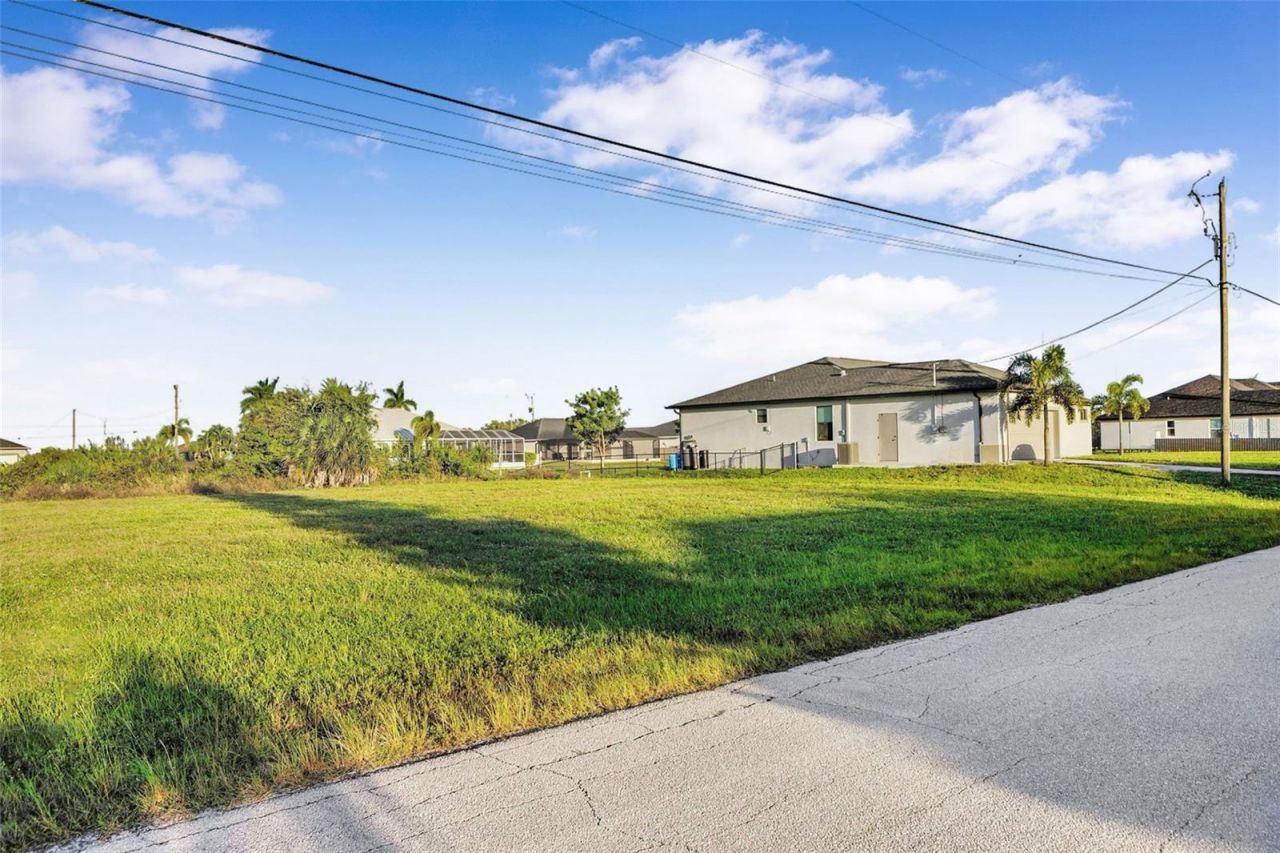 1324 NW 13th Place , Cape Coral, FL 33993 Photo