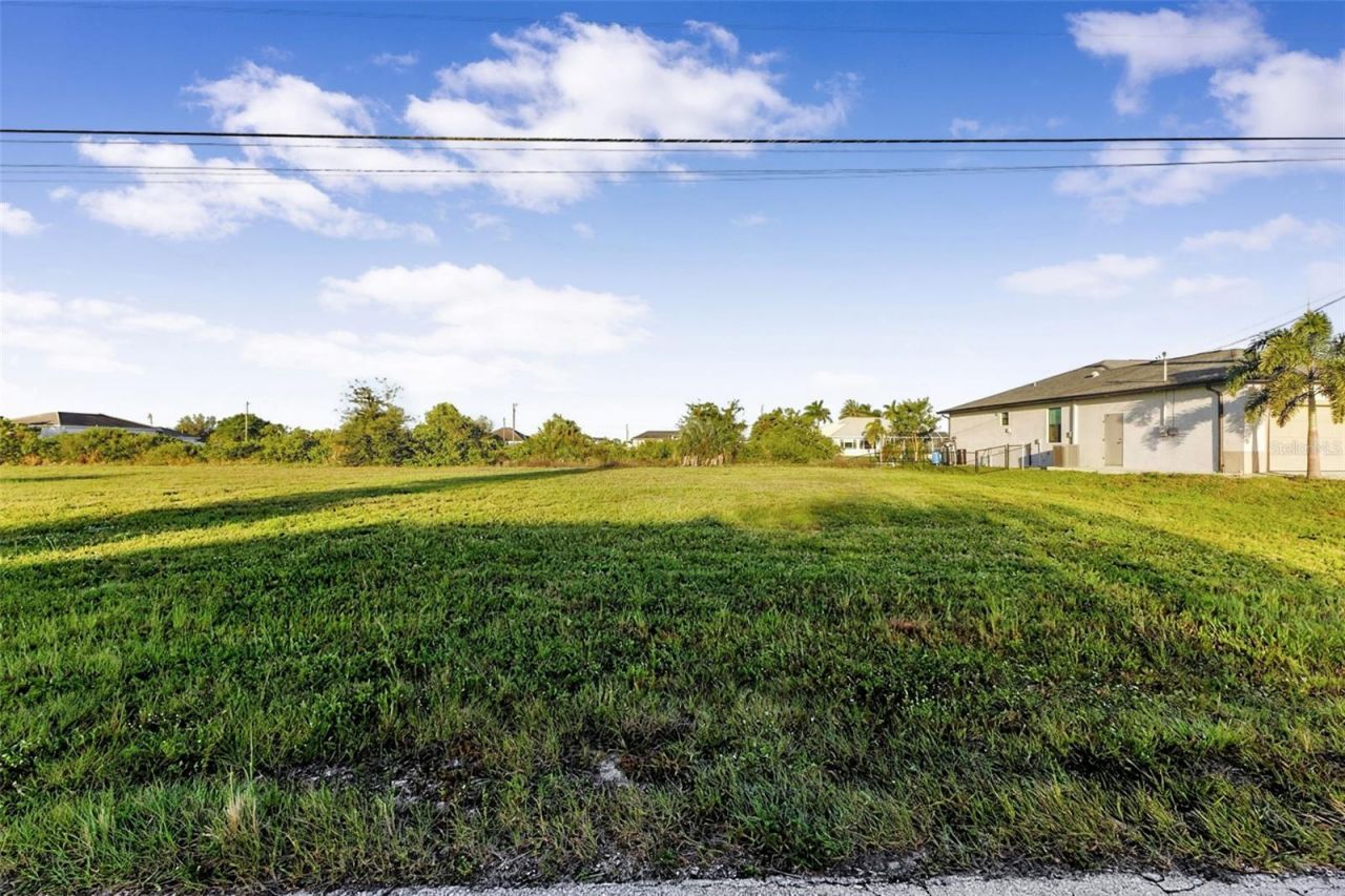 1324 NW 13th Place , Cape Coral, FL 33993 Photo