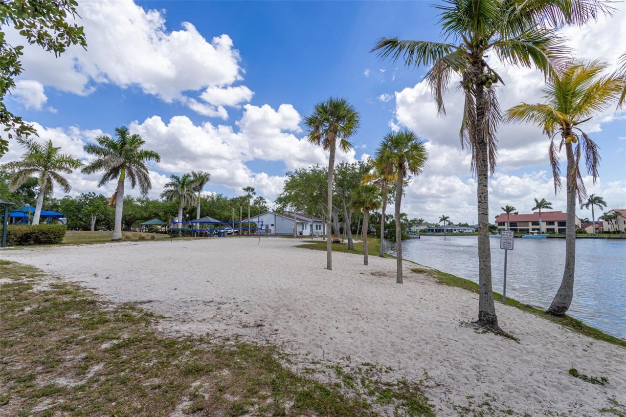 1324 NW 13th Place , Cape Coral, FL 33993 Photo