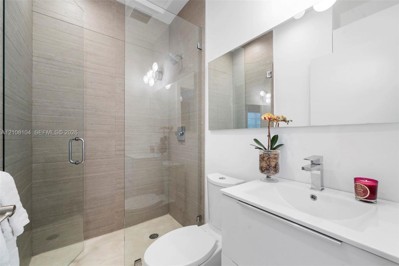 365 N Shore Dr , Miami Beach, FL 33141 Photo