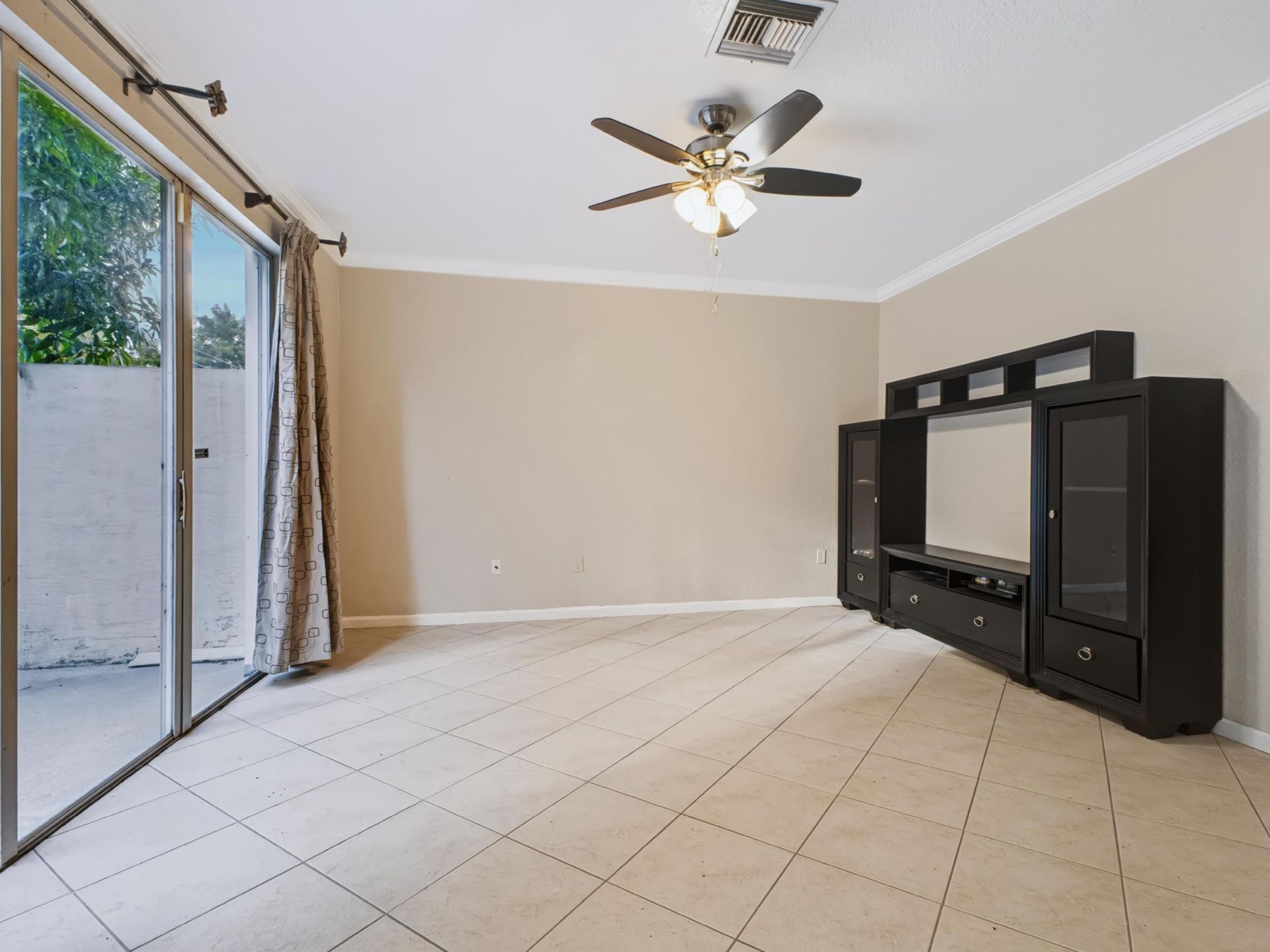 6116 Azalea Circle, West Palm Beach, FL 33415 Photo