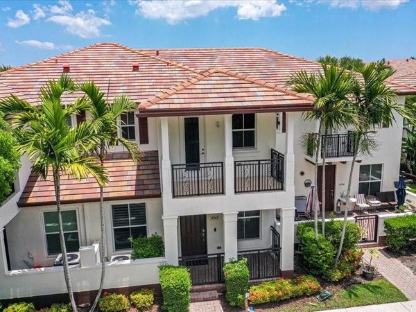 4742 Sierra Lane, Coconut Creek, FL 33073