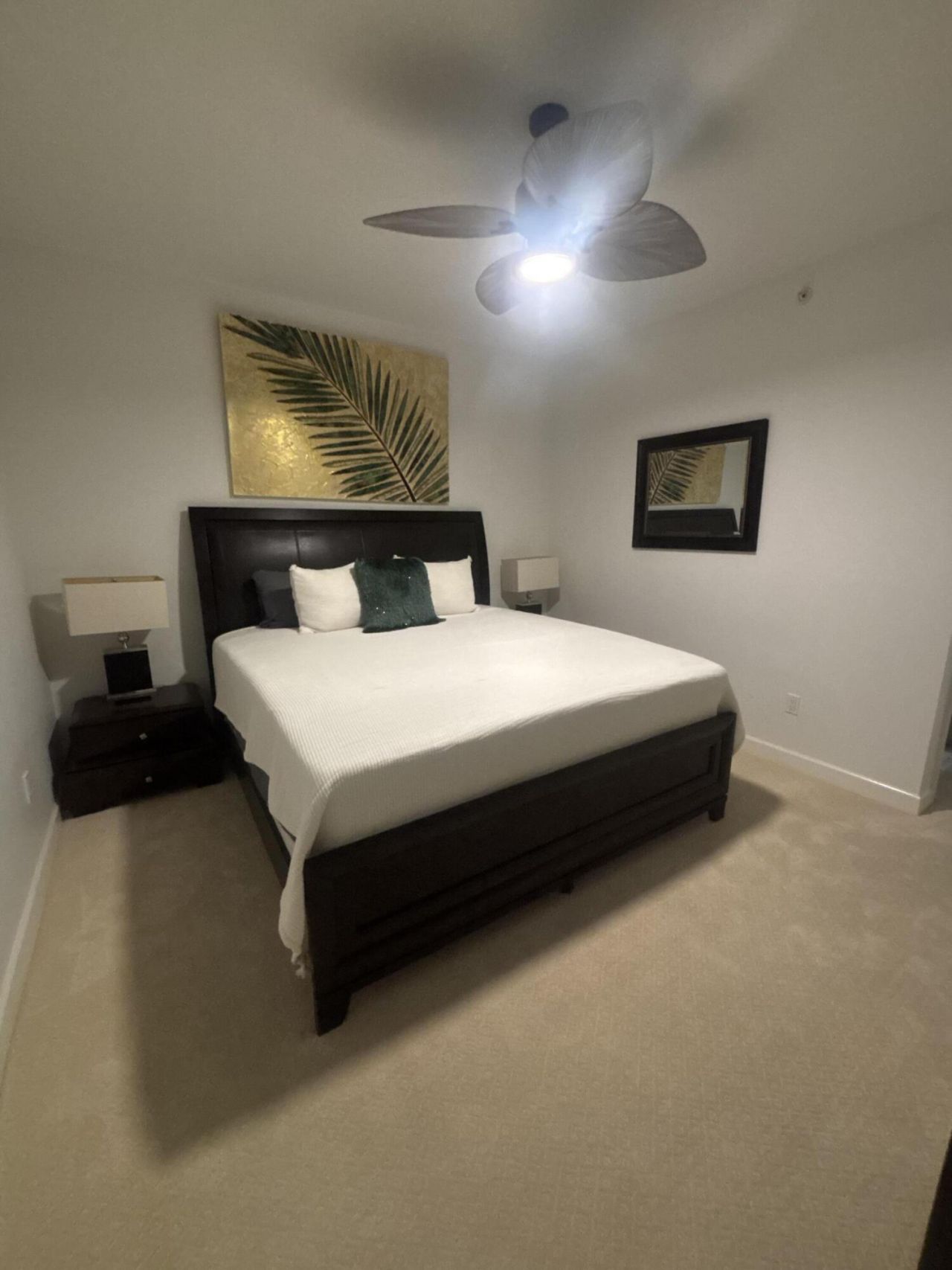 2650 Lake Shore Drive, Unit 2006, Riviera Beach, FL 33404 Photo
