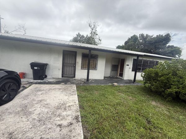 957 NE 15TH Avenue, Okeechobee, FL 34972