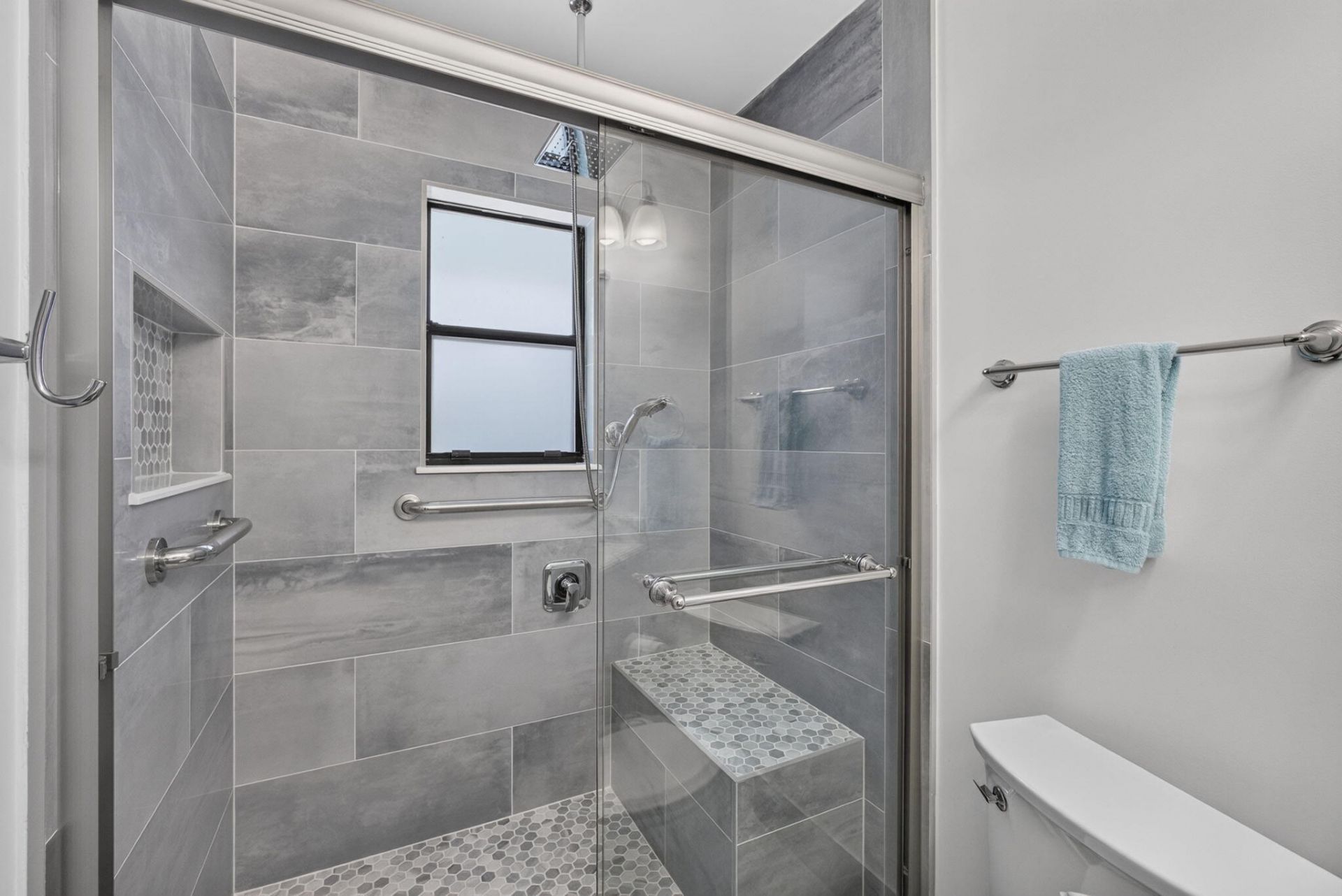 1127 E Seminole Avenue, Unit 15D, Jupiter, FL 33477 Photo