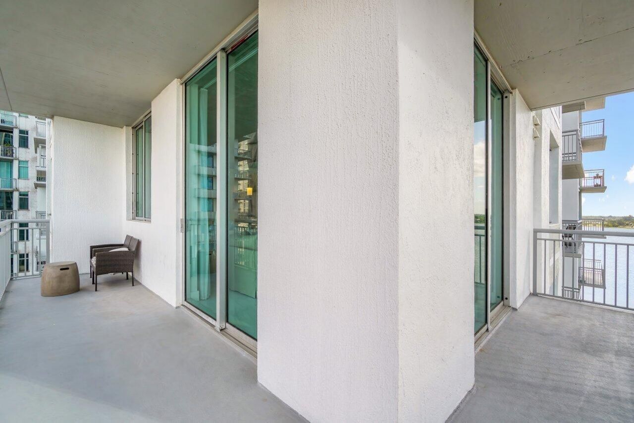 300 S Australian Avenue, Unit 805, West Palm Beach, FL 33401 Photo