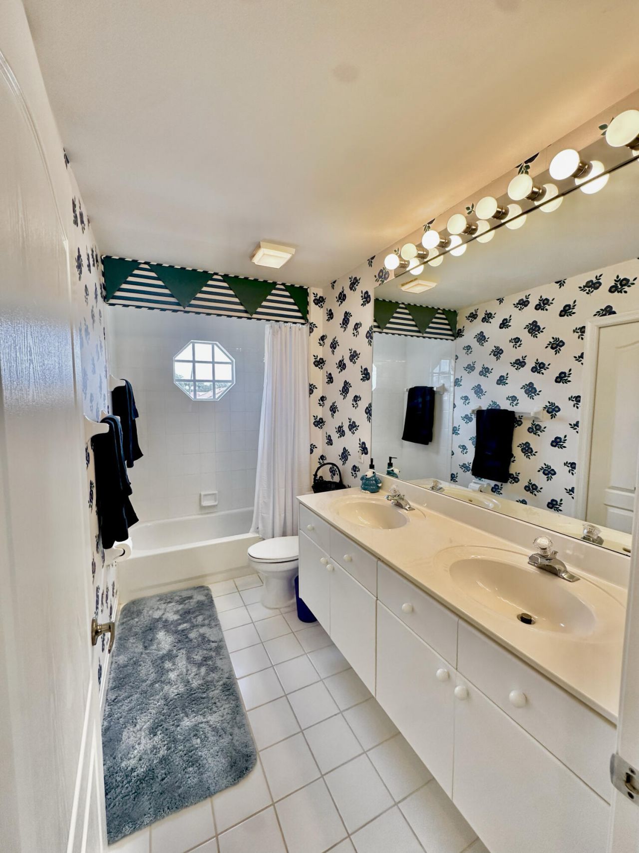 97 Monterey Pointe Drive, Palm Beach Gardens, FL 33418 Photo