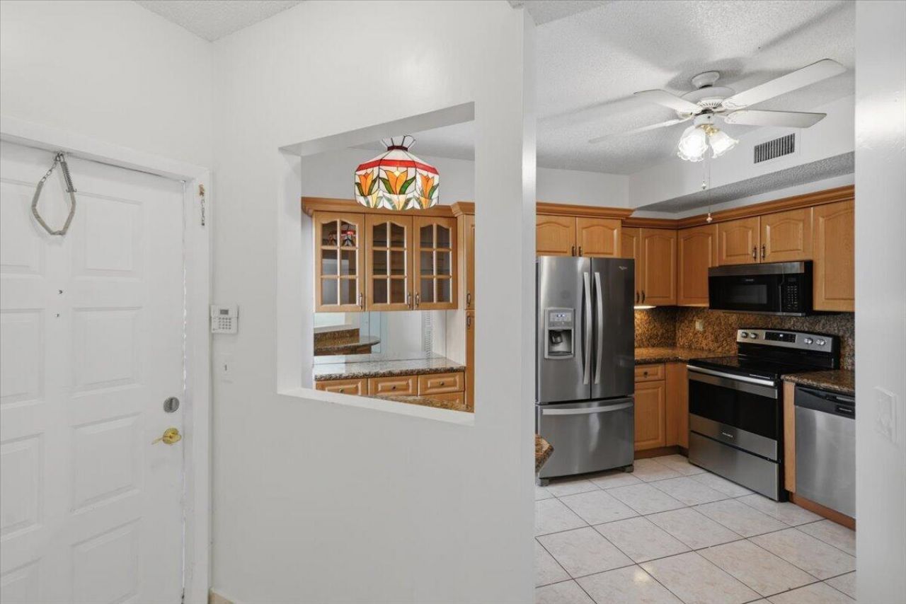 301 SW 158th Terrace, Unit 104, Pembroke Pines, FL 33027 Photo