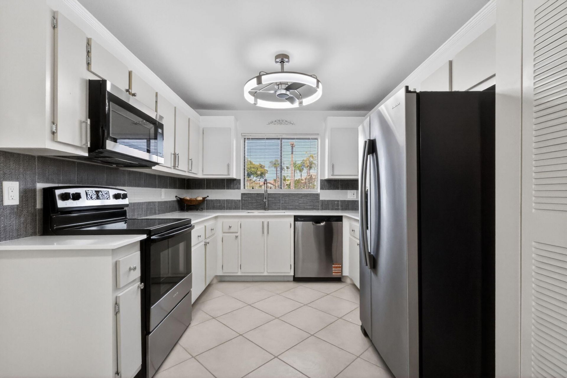7770 Tahiti Lane, Unit 102, Lake Worth, FL 33467 Photo