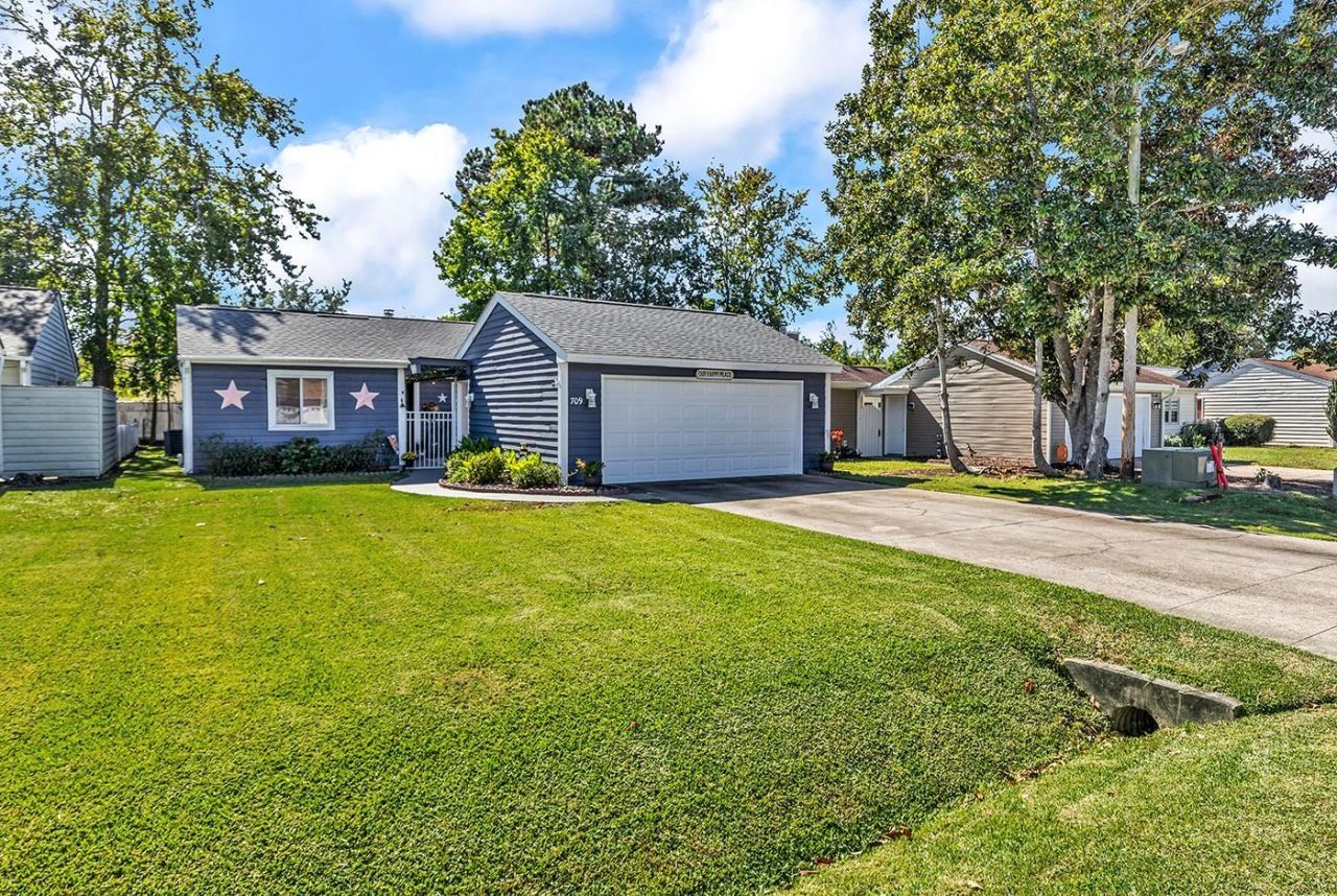 709 Gleneagles Dr. Photo 36