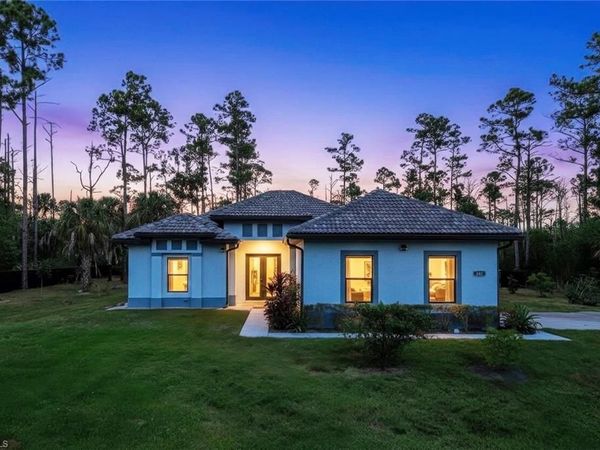 141 20th AVE NW, NAPLES, FL 34120