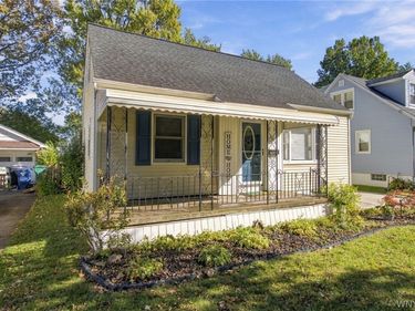 635 74th Street , Niagara Falls, NY 14304