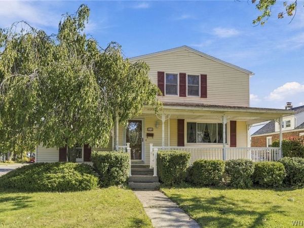 71 Claremont Avenue , Tonawanda, NY 14223