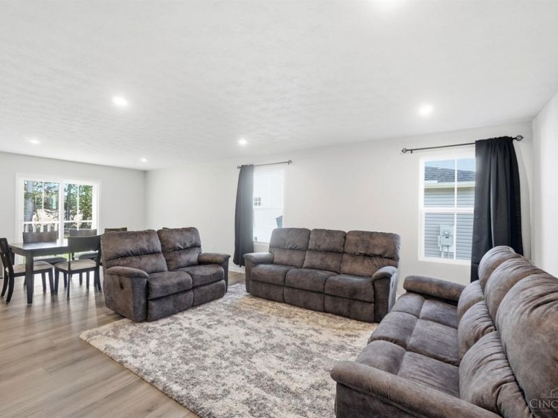 6527 Glen Eagle Way, Goshen, OH 45122 Photo 13