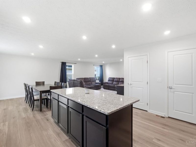 6527 Glen Eagle Way, Goshen, OH 45122 Photo 19