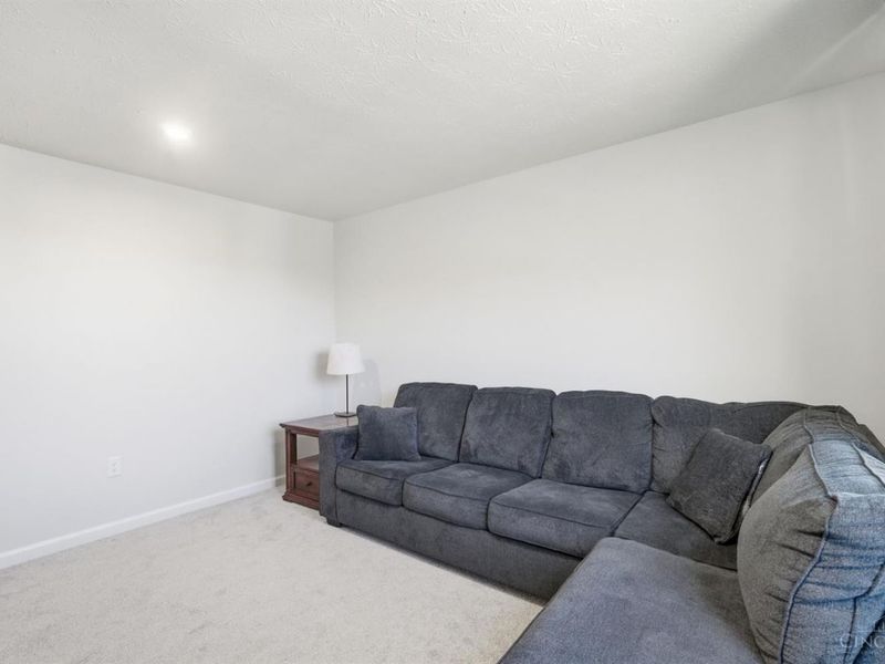 6527 Glen Eagle Way, Goshen, OH 45122 Photo 37