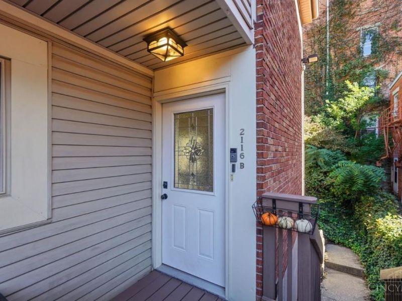 2116 Gilbert Avenue, Unit B, Cincinnati, OH 45206 Photo 3