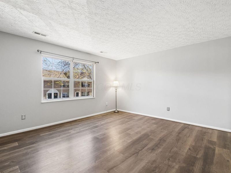 7897 Meadowhaven Boulevard , Unit 20, Columbus, OH 43235 Photo 4