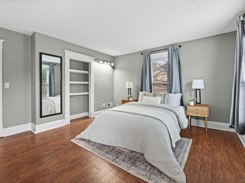 136 W North Broadway , Columbus, OH 43214 Photo 15