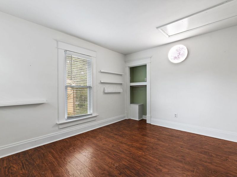 136 W North Broadway , Columbus, OH 43214 Photo 18