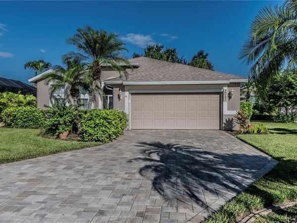 20751 Persimmon PL, ESTERO, FL 33928