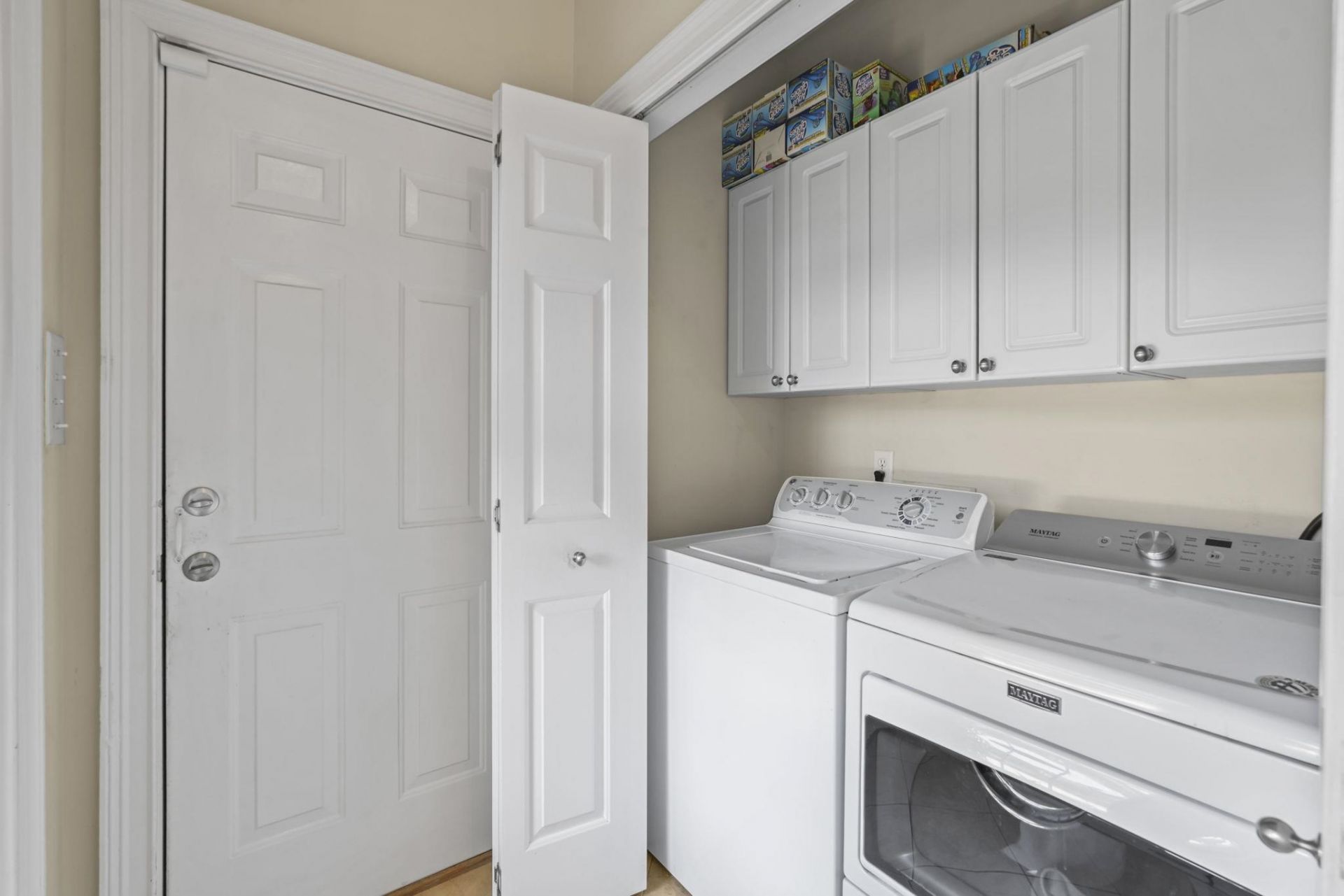 4445 Firethorne Dr. Photo 10
