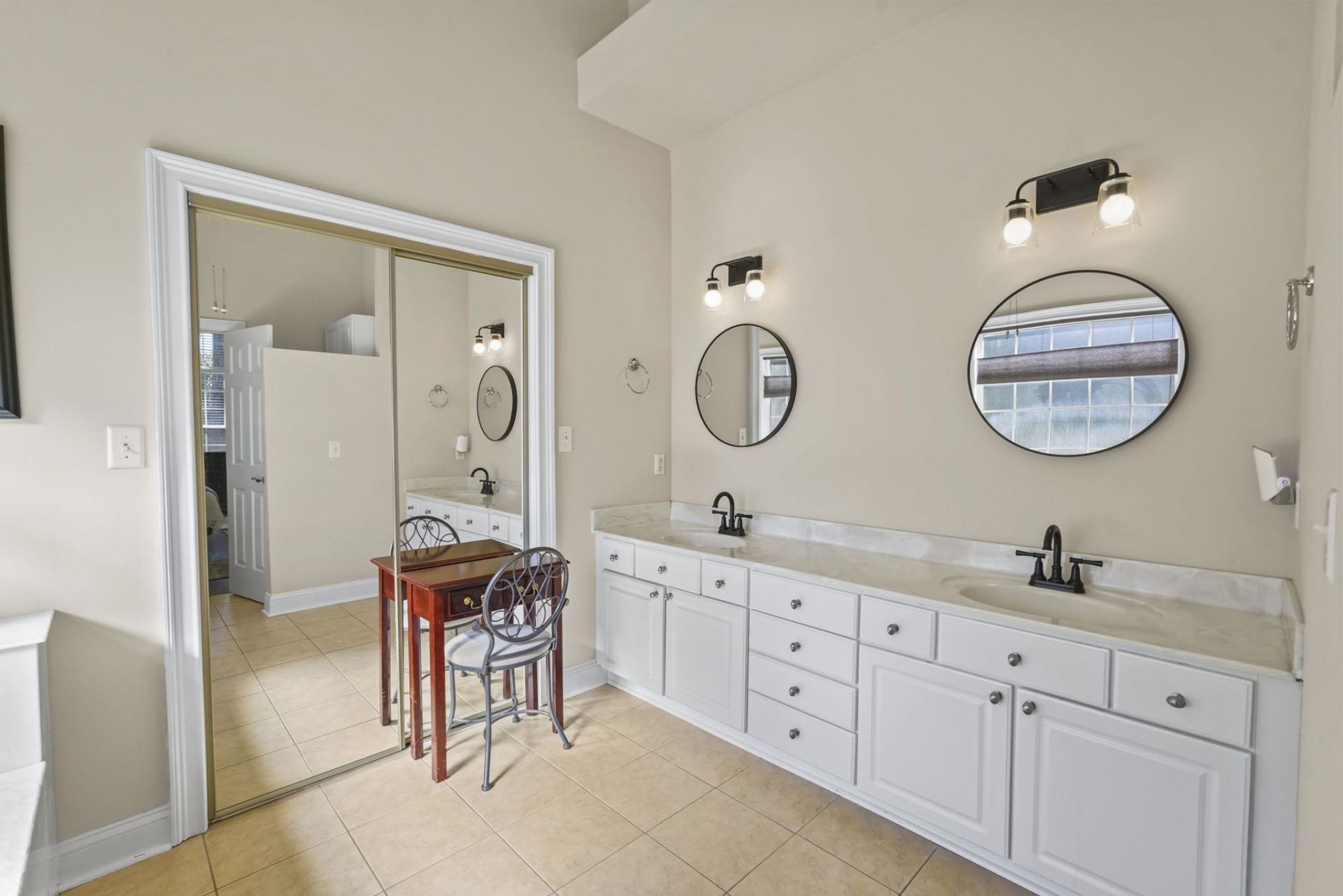 4445 Firethorne Dr. Photo 17