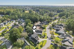 4445 Firethorne Dr. photo 4