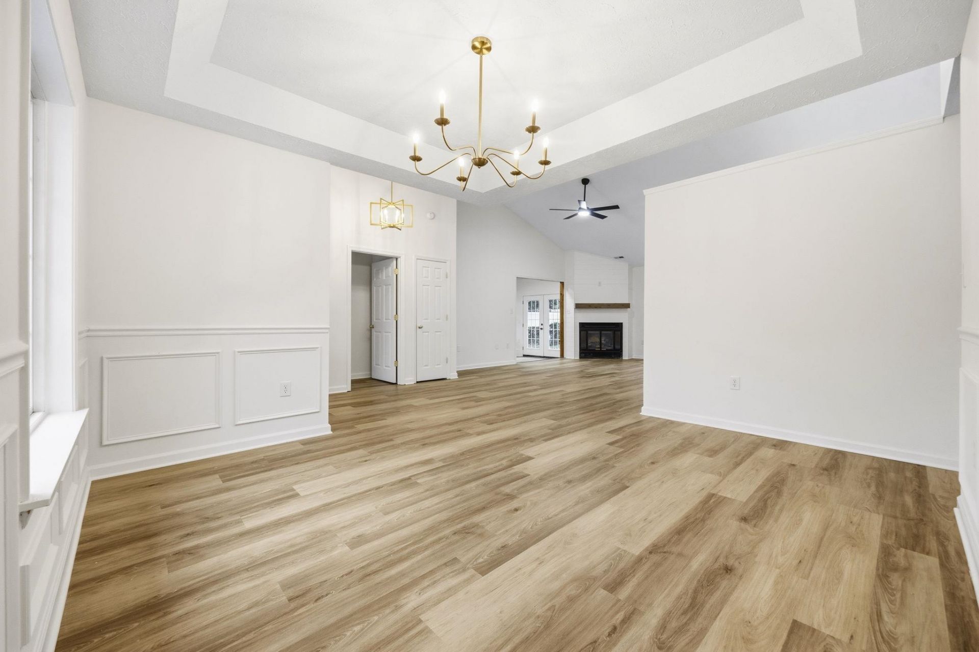 3923 Lochview Dr.  Photo 13