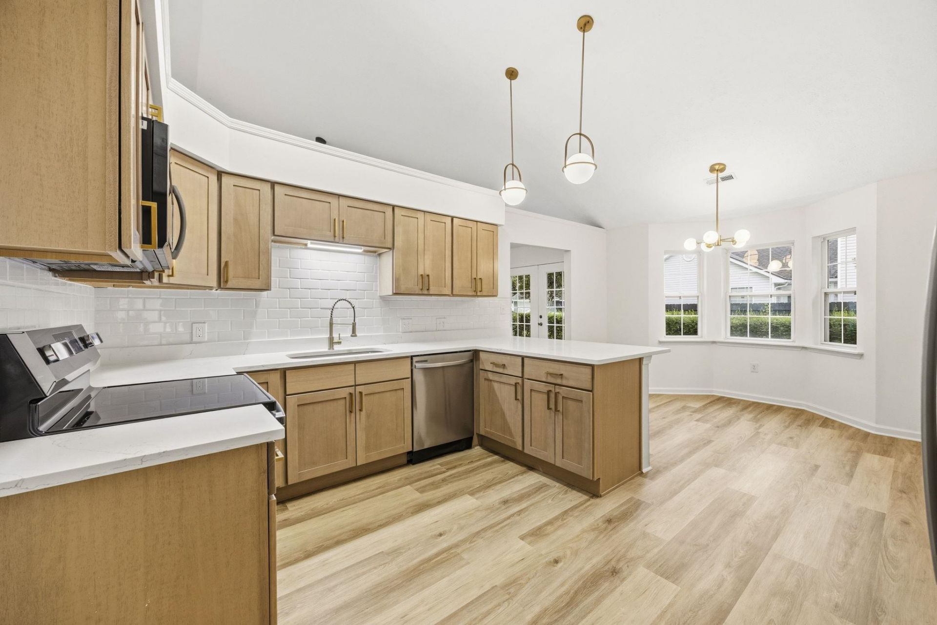 3923 Lochview Dr.  Photo 17