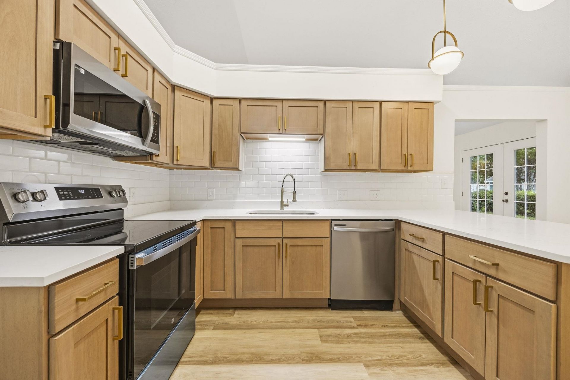 3923 Lochview Dr.  Photo 19