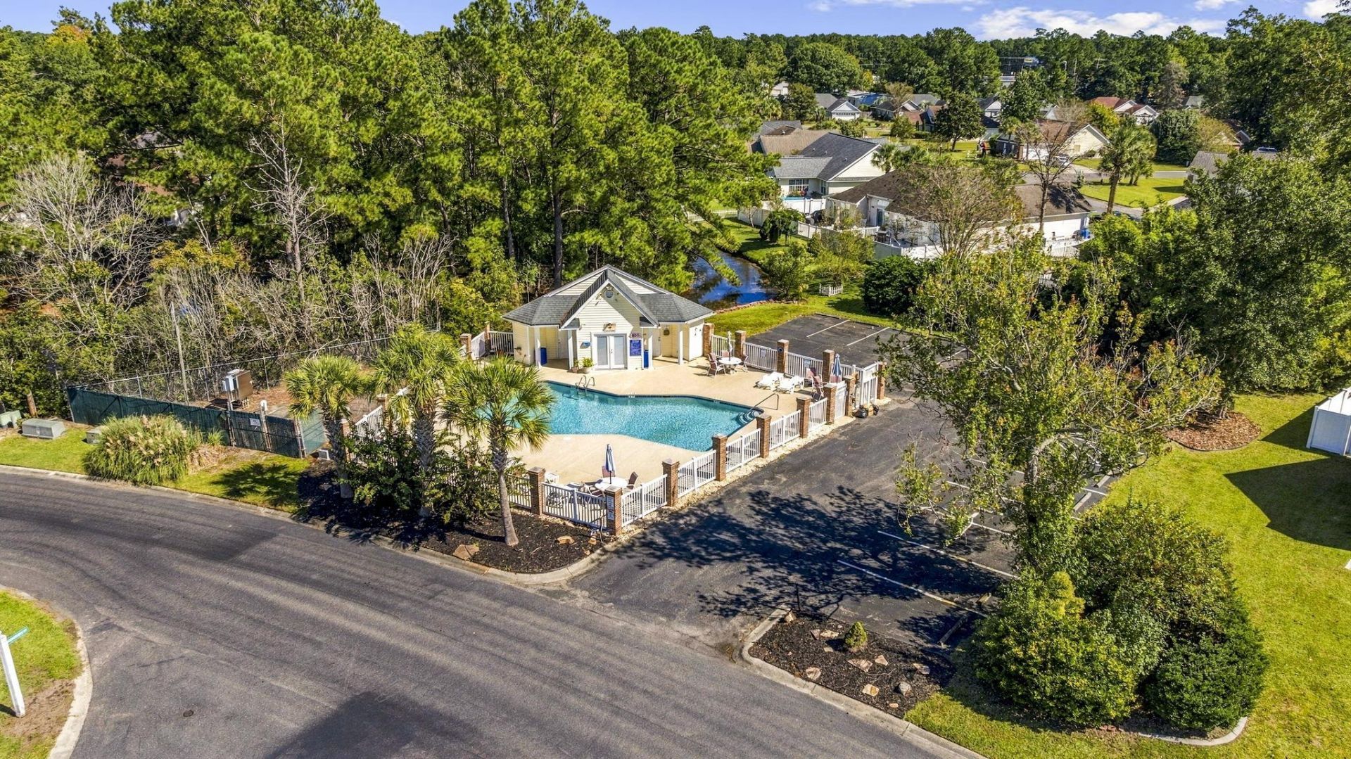 3923 Lochview Dr. Photo 50