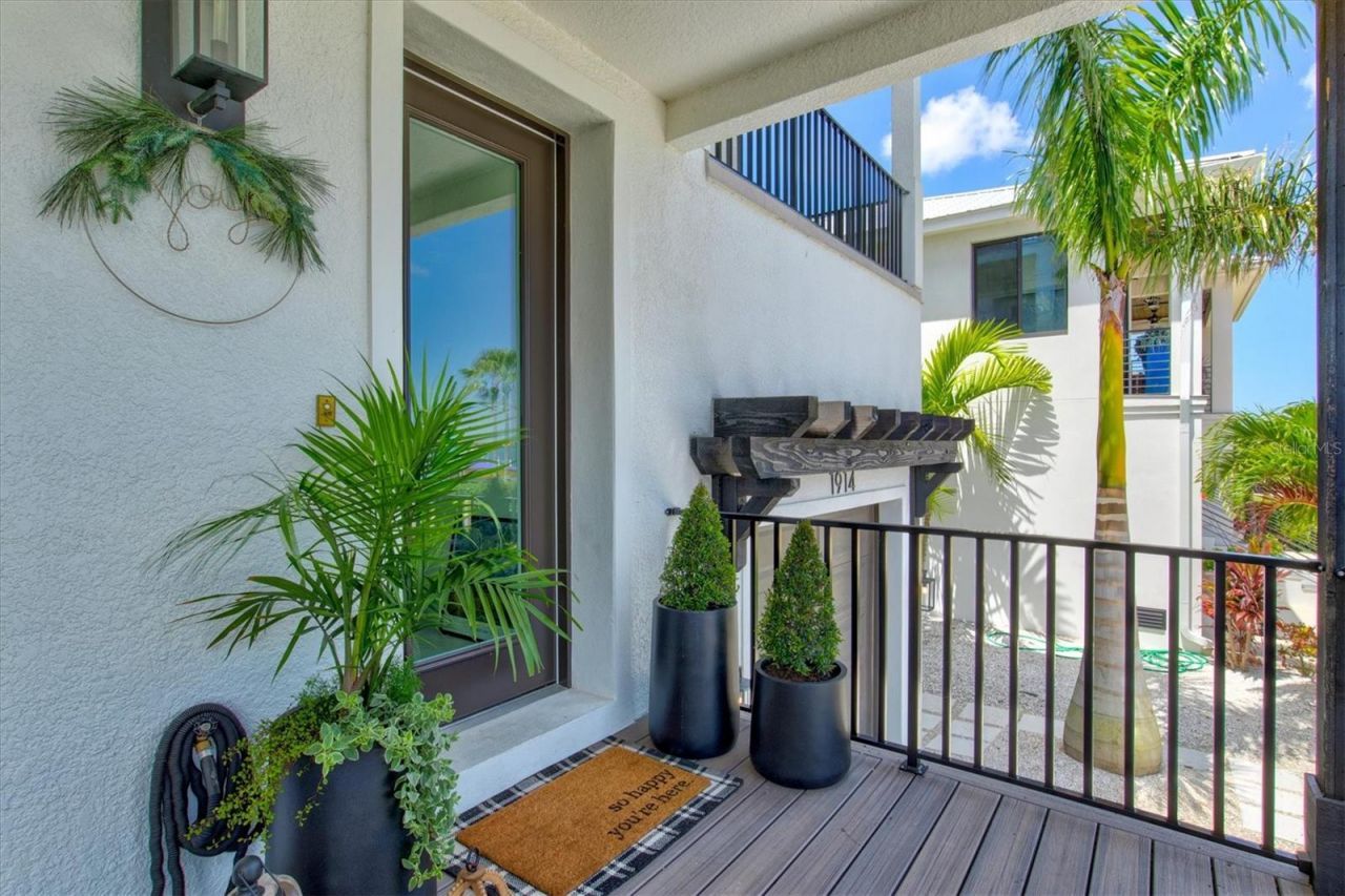 1914 Riverside Drive E, Bradenton, FL 34208 Photo