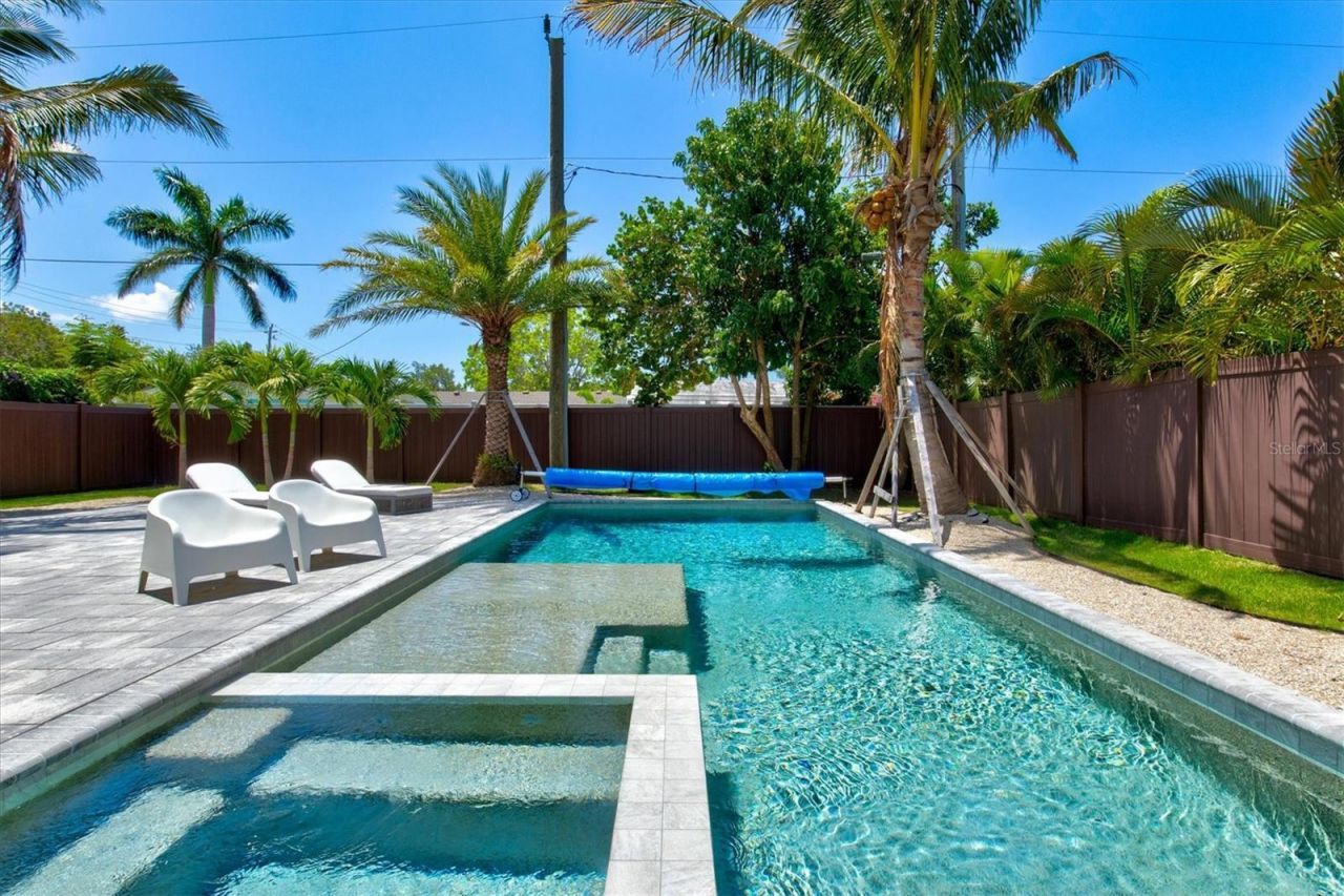 1914 Riverside Drive E, Bradenton, FL 34208 Photo