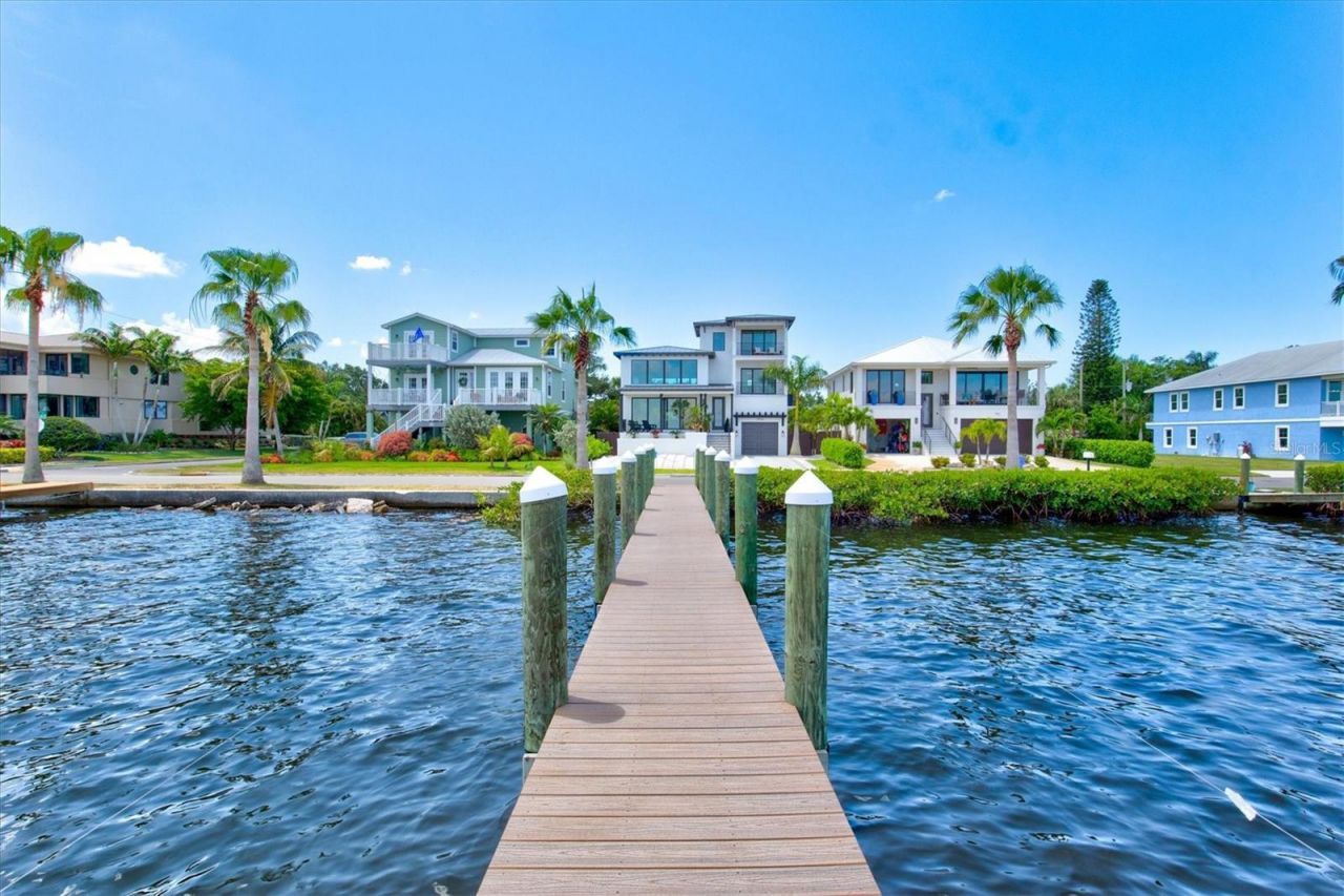 1914 Riverside Drive E, Bradenton, FL 34208 Photo