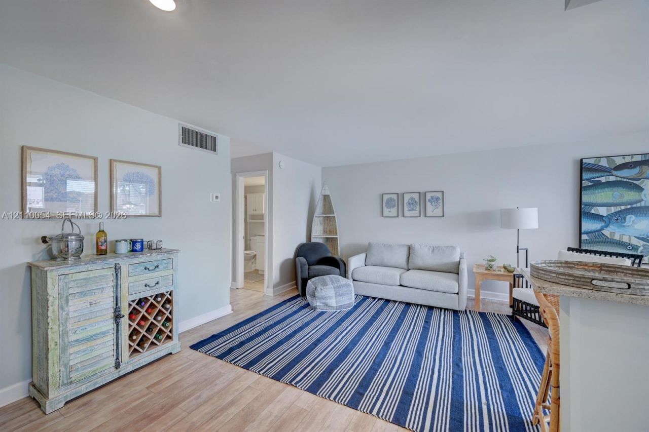 108 Paradise Harbour Blvd, Unit 111, North Palm Beach, FL 33408 Photo
