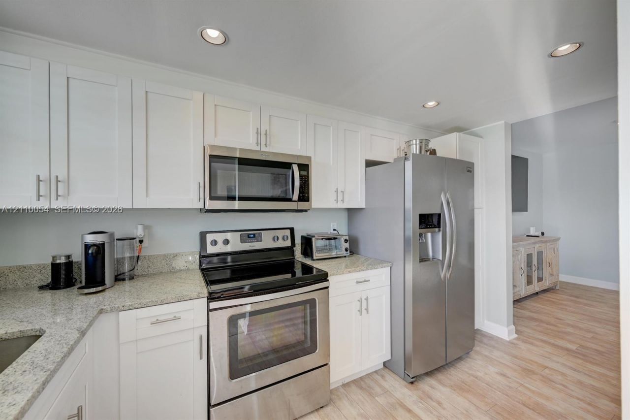 108 Paradise Harbour Blvd, Unit 111, North Palm Beach, FL 33408 Photo