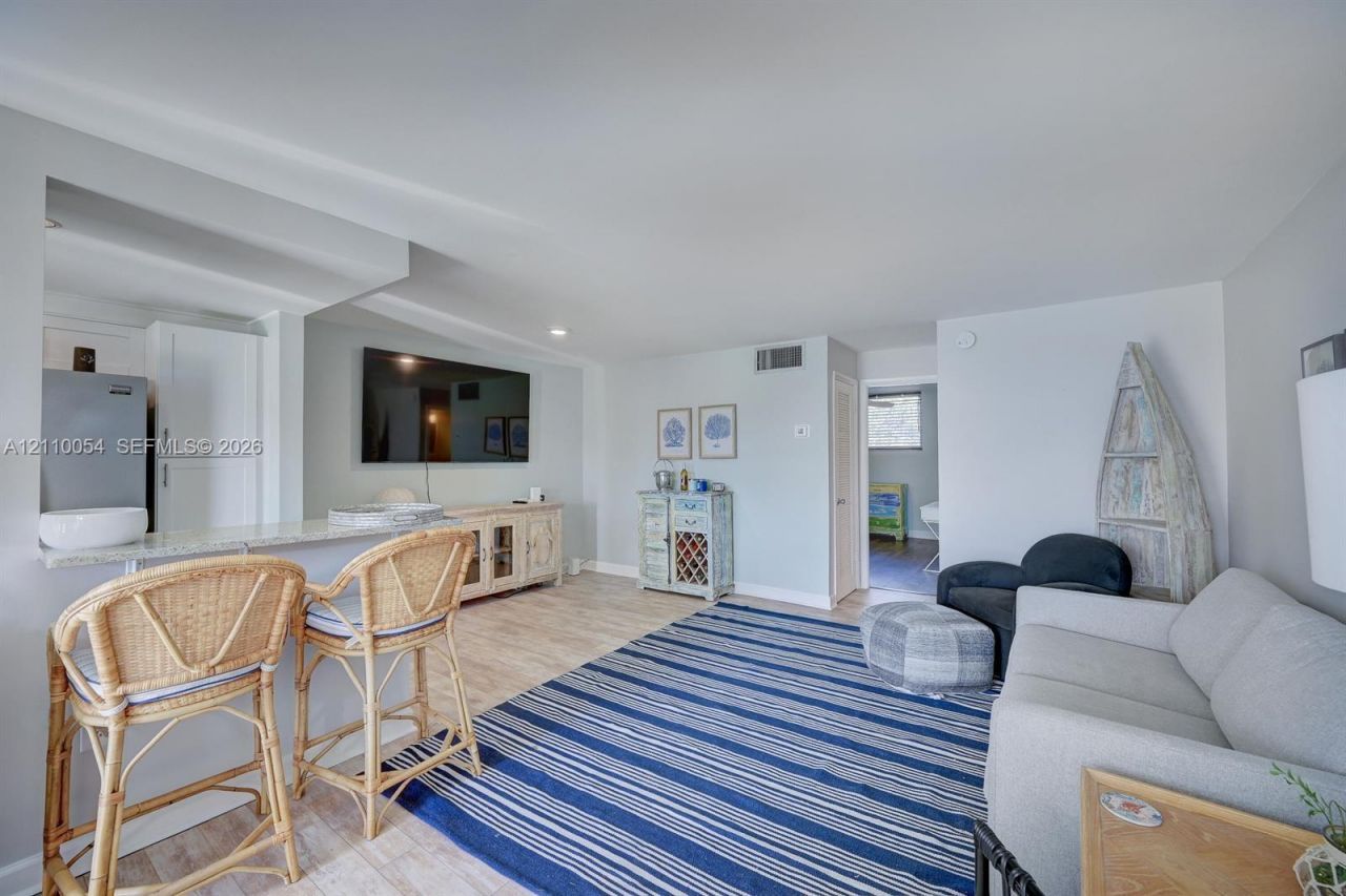 108 Paradise Harbour Blvd, Unit 111, North Palm Beach, FL 33408 Photo