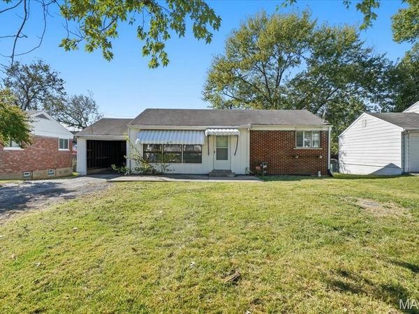 31 Westdell Drive , St Louis, MO 63136