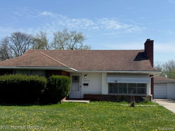 29316 Southgate Drive, Southfield, MI 48076