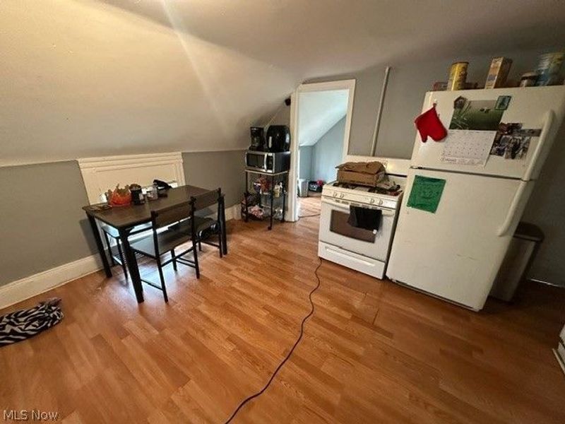 12624 Emery Avenue, Cleveland, OH 44135 Photo 6