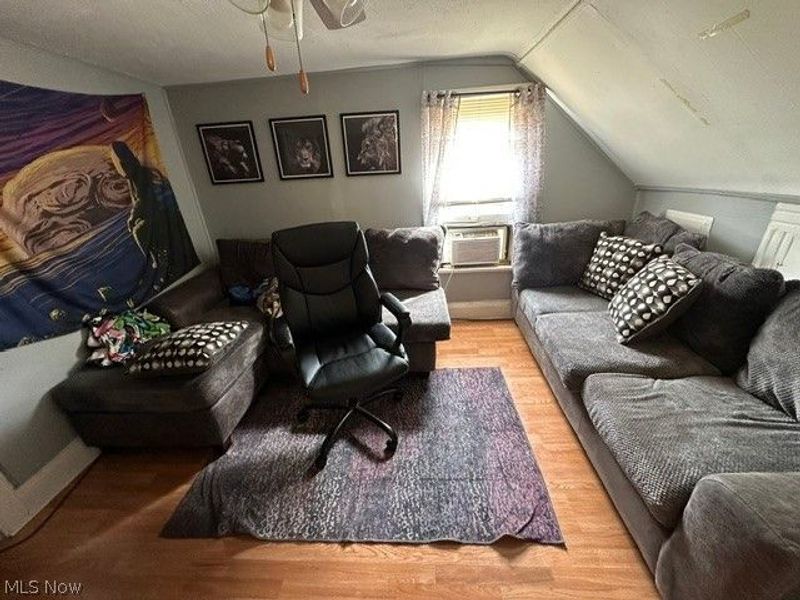 12624 Emery Avenue, Cleveland, OH 44135 Photo 8