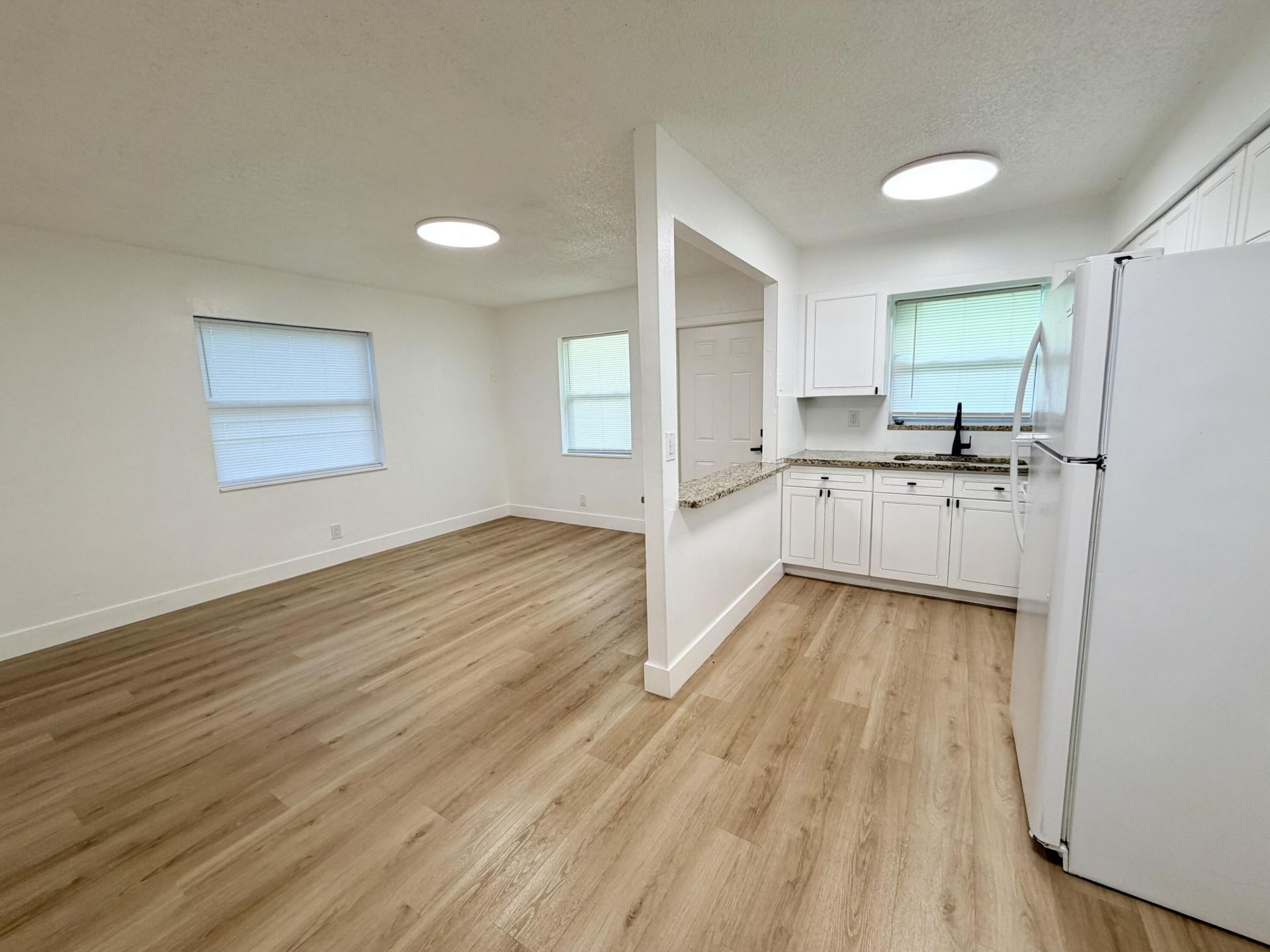 334 SW Avondale Drive, Unit 1, Pompano Beach, FL 33060 Photo