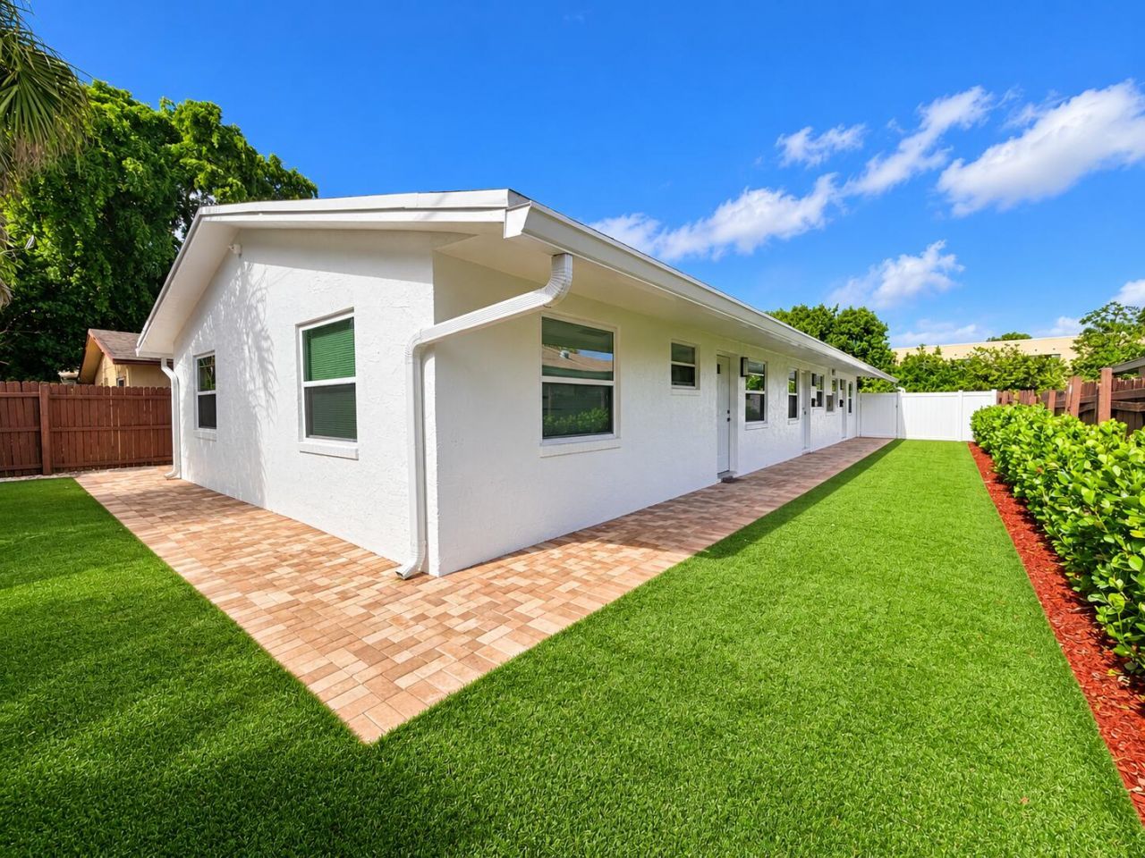 334 SW Avondale Drive, Unit 1, Pompano Beach, FL 33060 Photo