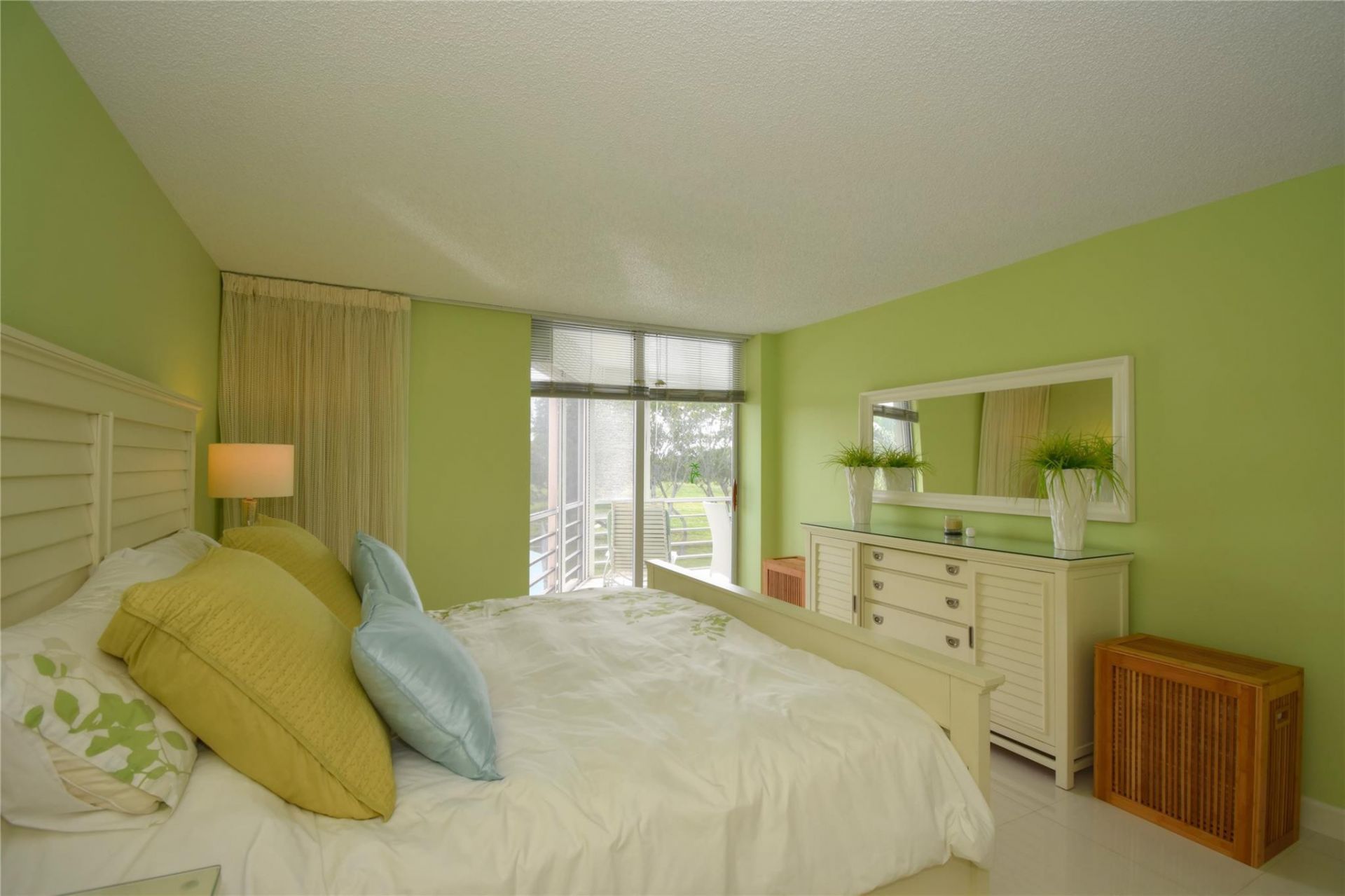 6100 NW 2nd Avenue, Unit 323, Boca Raton, FL 33487 Photo