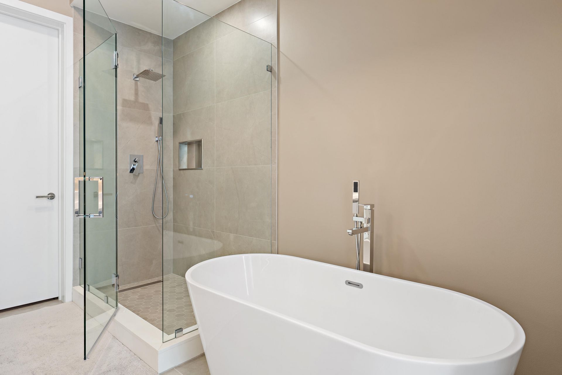 220 Lake Shore Drive, Unit 1402, Lake Park, FL 33403 Photo