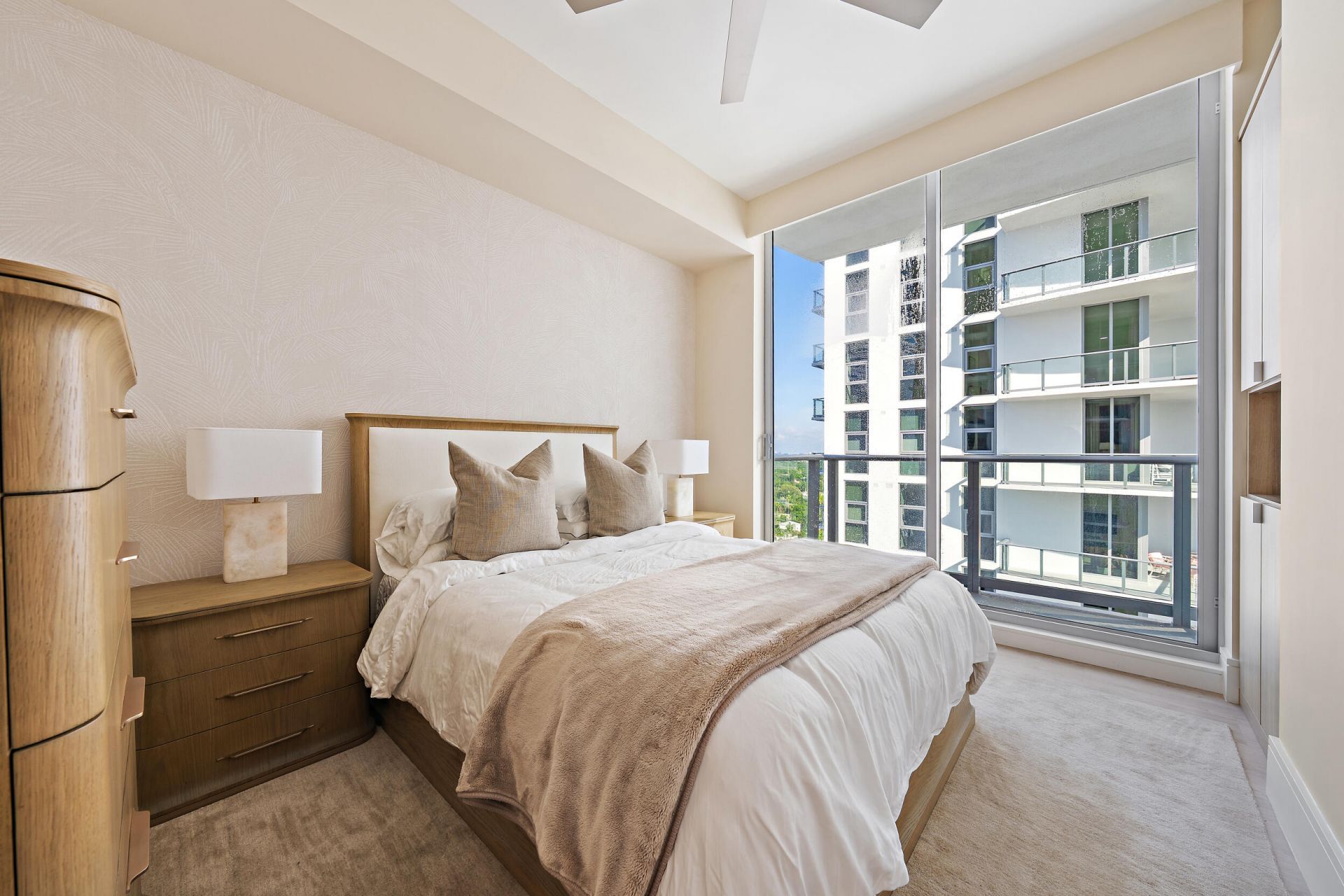 220 Lake Shore Drive, Unit 1402, Lake Park, FL 33403 Photo