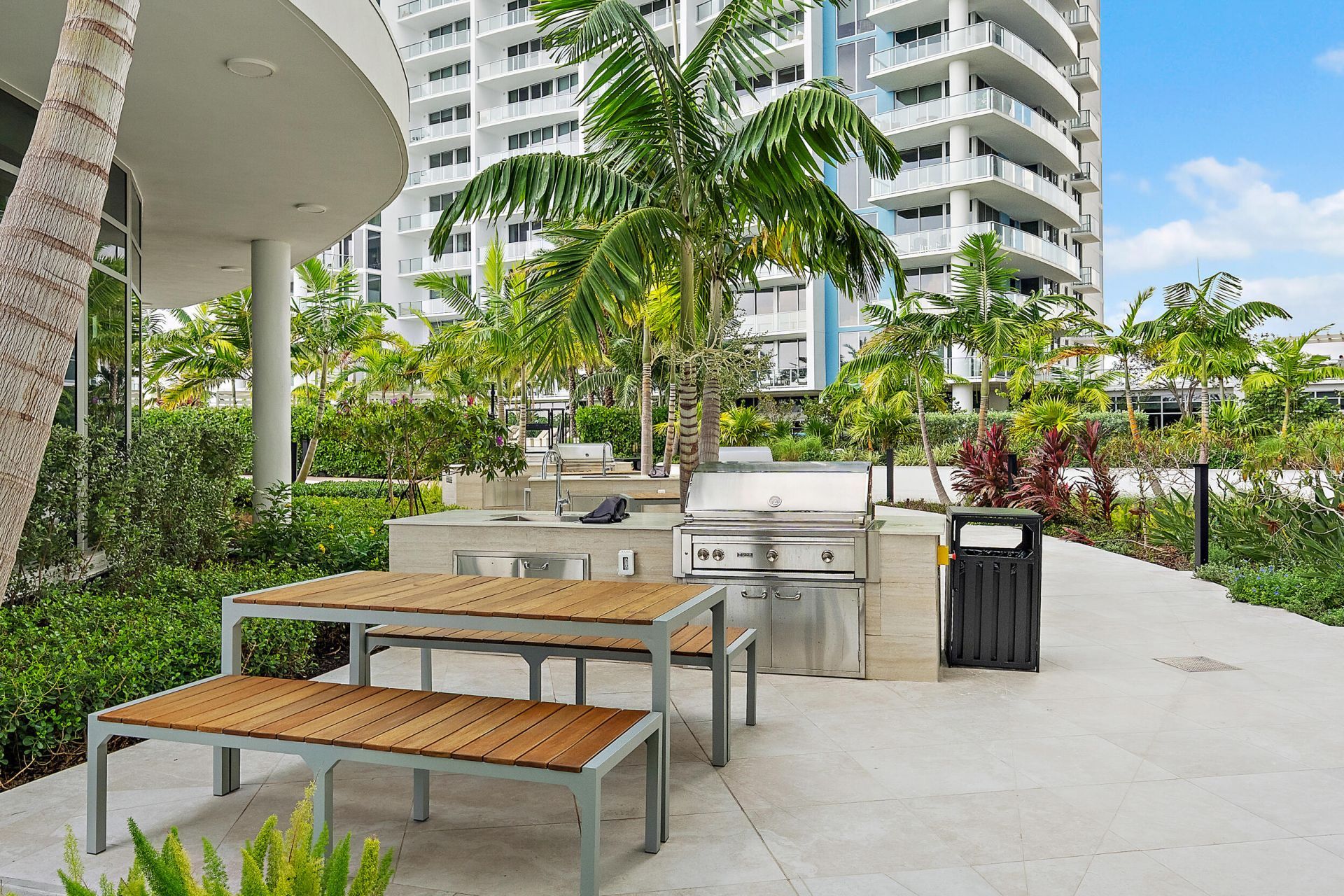 220 Lake Shore Drive, Unit 1402, Lake Park, FL 33403 Photo