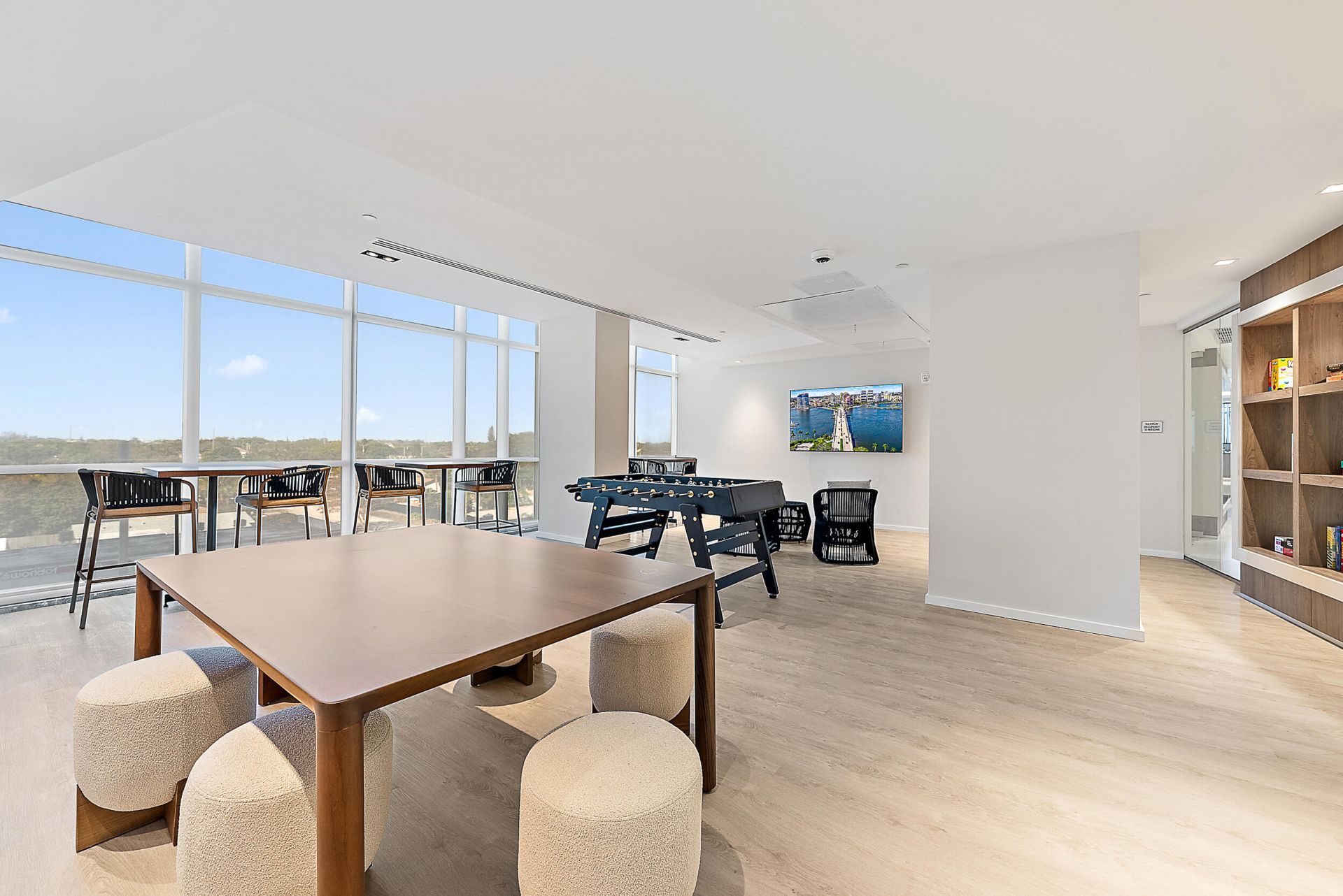 220 Lake Shore Drive, Unit 1402, Lake Park, FL 33403 Photo
